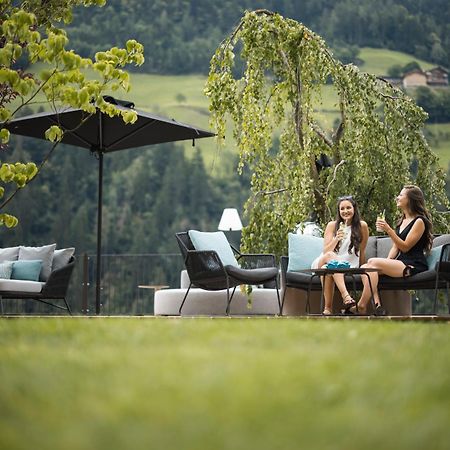 Hotel Chalet Das Alpenschloessel ซัลตูซิโอ ภายนอก รูปภาพ