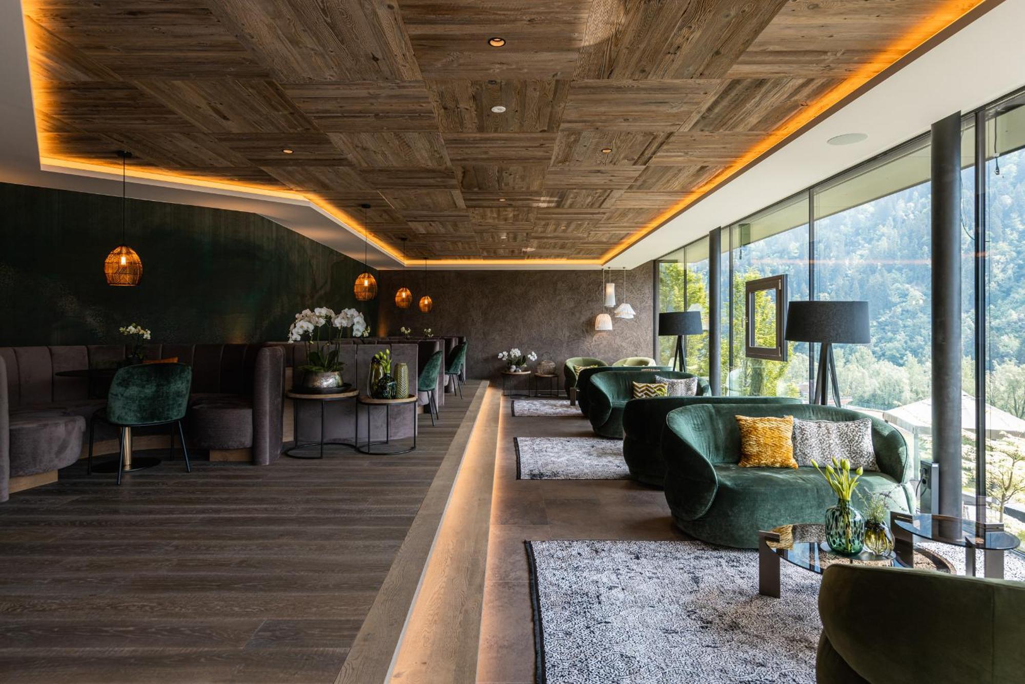 Hotel Chalet Das Alpenschloessel ซัลตูซิโอ ภายนอก รูปภาพ