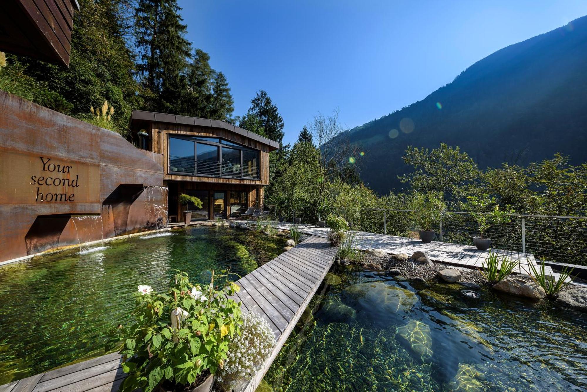Hotel Chalet Das Alpenschloessel ซัลตูซิโอ ภายนอก รูปภาพ