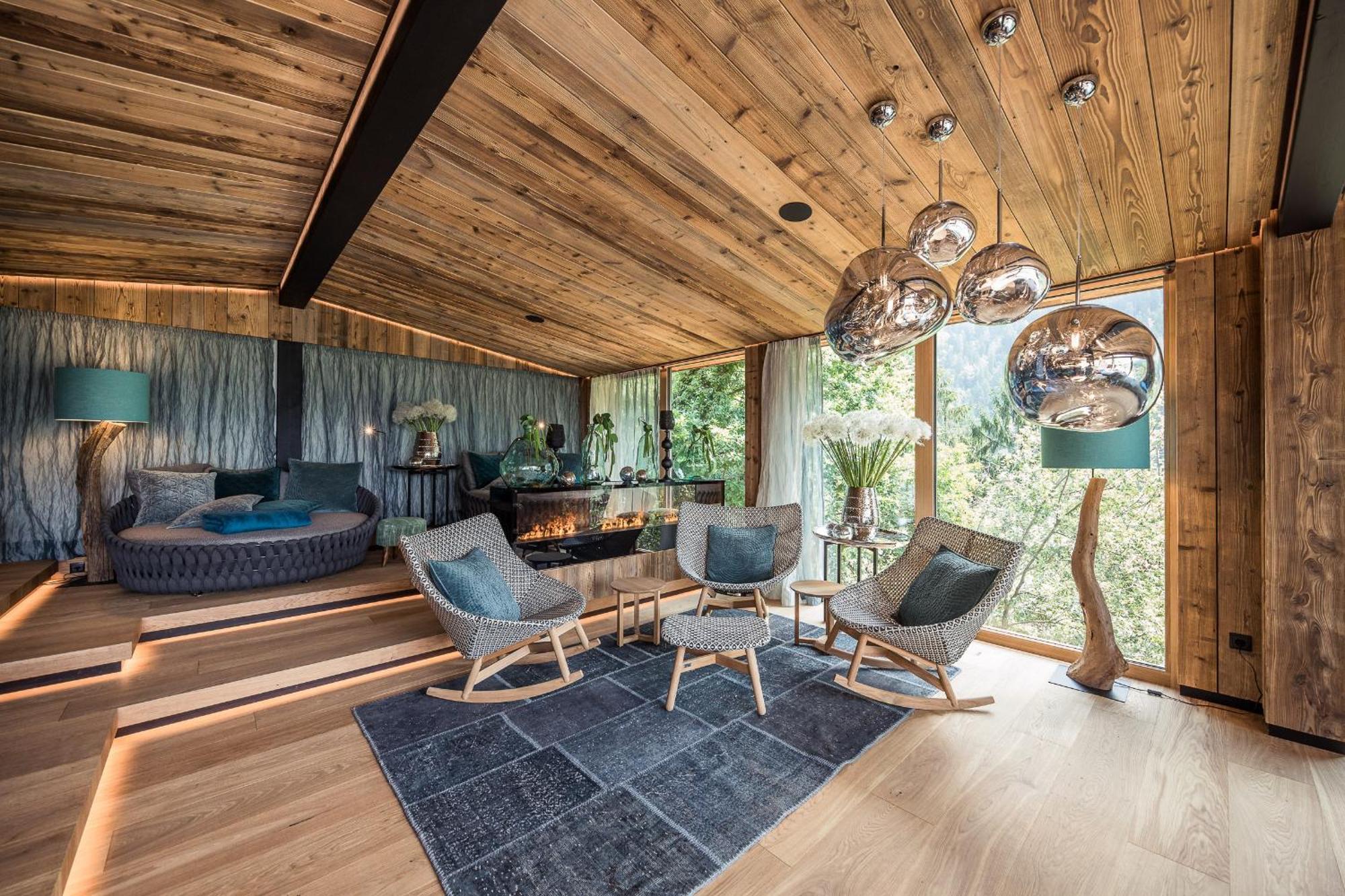 Hotel Chalet Das Alpenschloessel ซัลตูซิโอ ภายนอก รูปภาพ