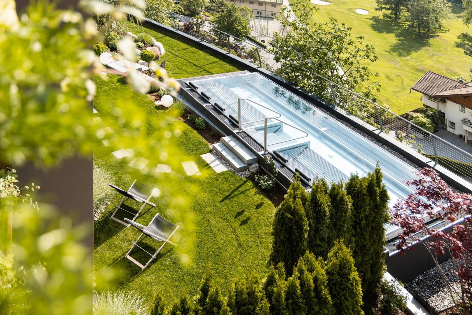 Hotel Chalet Das Alpenschloessel ซัลตูซิโอ ภายนอก รูปภาพ
