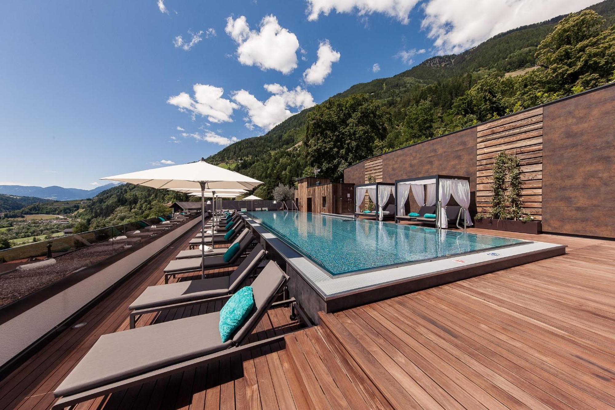 Hotel Chalet Das Alpenschloessel ซัลตูซิโอ ภายนอก รูปภาพ
